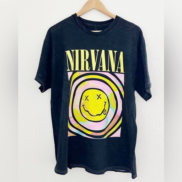 NWOT Nirvana Band  Graphic T-Shirt - Picture 1 of 6